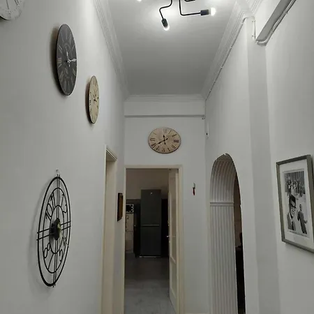 Daire Center First Floor İstanköy