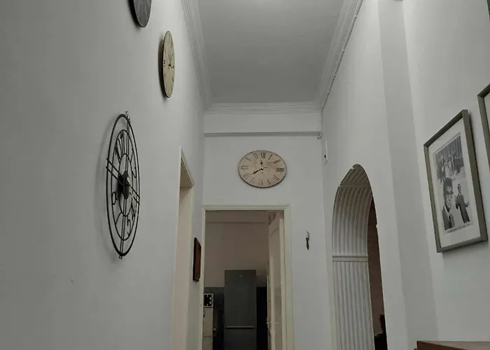 Daire Center First Floor *