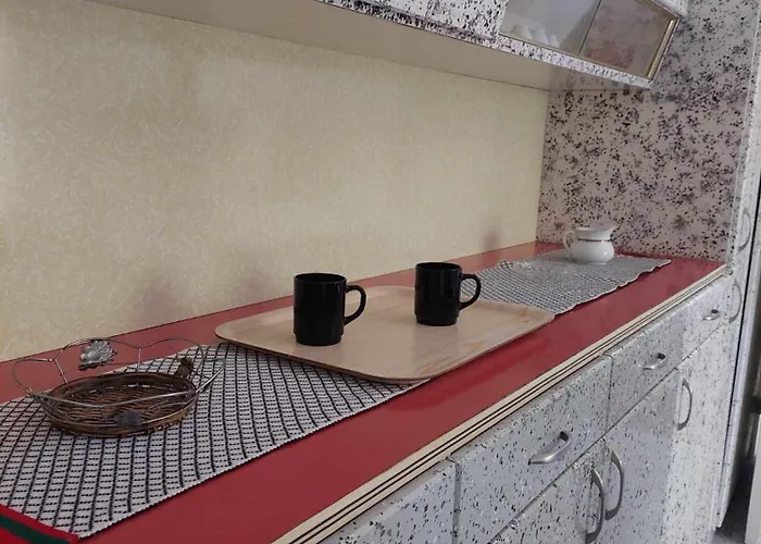 Center First Floor * İstanköy