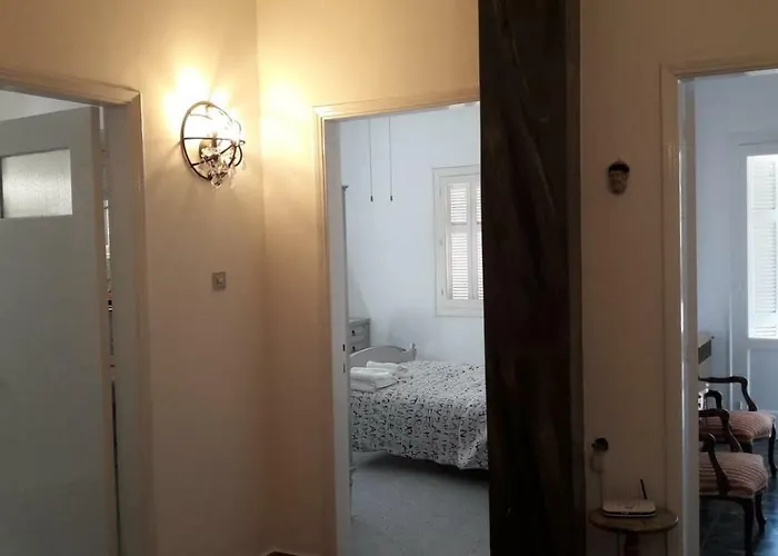 Center First Floor İstanköy