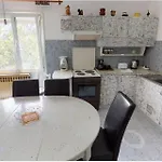 Center First Floor Apartament *