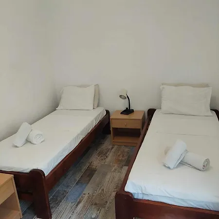 Center First Floor Apartman Kosz