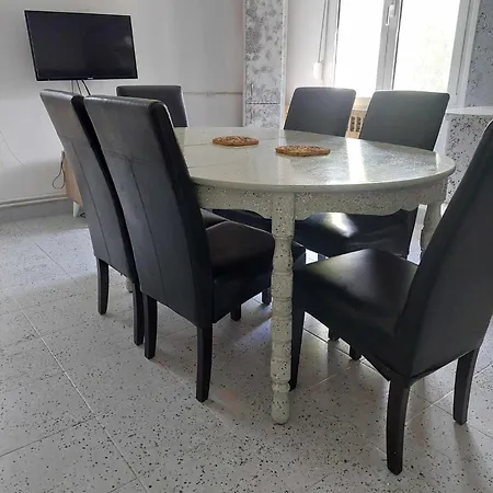 Center First Floor * Kosz